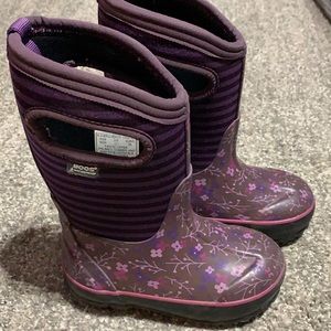 Bogs girls boots, size 10.